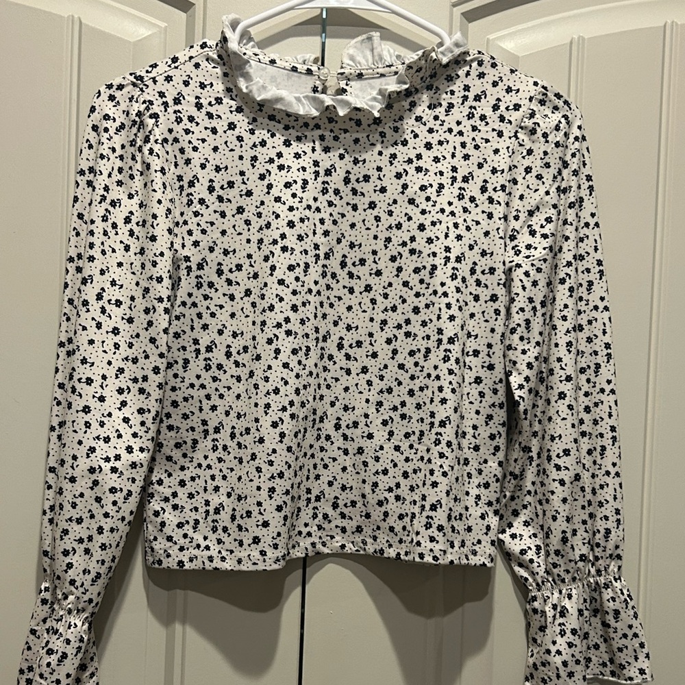 Poppies and roses top